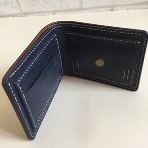 Bifold Men's wallet with handmade change pocket Pueblo leather Color BLUE DARK